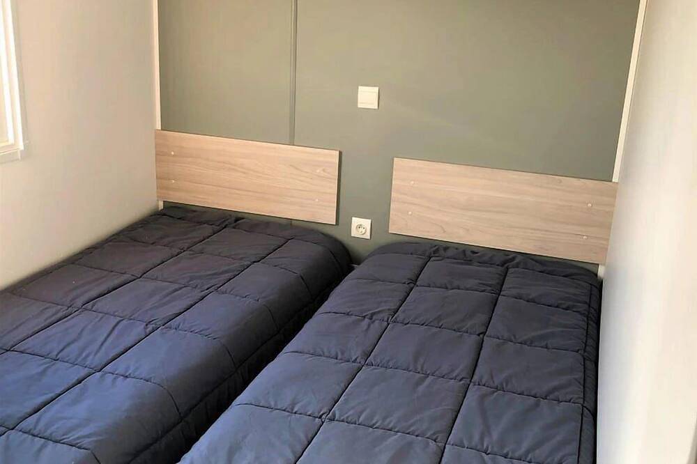 Zecamping 3* piscine chauffée chiens acceptés mobil-home Tv clim 27m2 in Sigean, Mittelmeerküste (Frankreich)