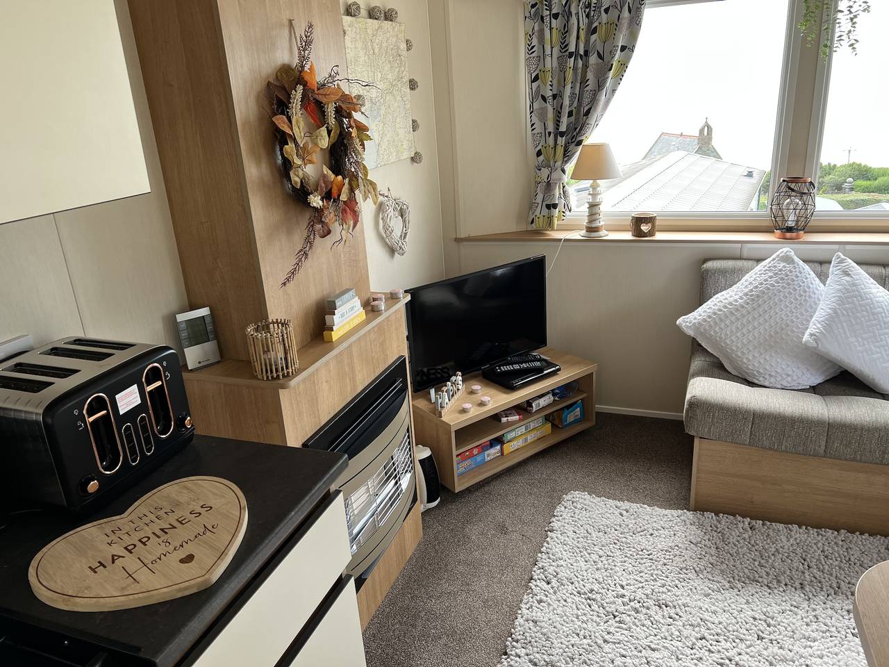 Barmouth Pet-Friendly 2-Bed Caravan with Sea View in Snowdonia