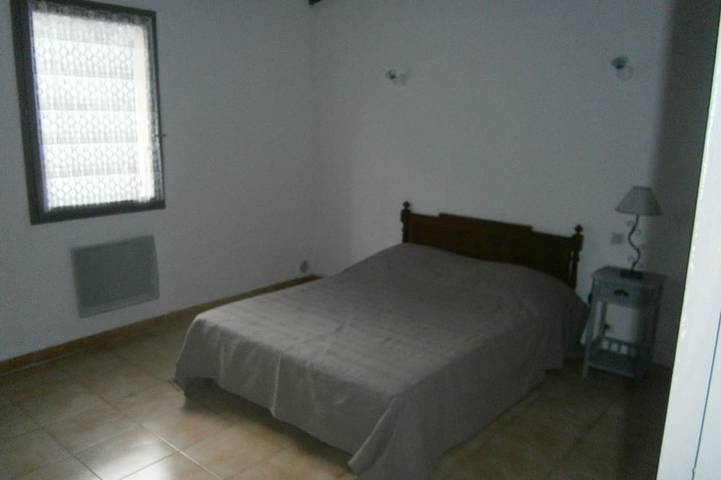 Gîte pour 4 personnes, avec terrasse et jardin à Belvédère-Campomoro - 2