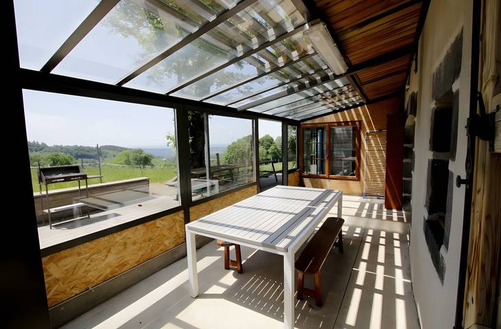 Gîte de la poucinière – Charmantes Ferienhaus für 14 Personen in restauriertem Bauernhof in Saint-Sauves-d'Auvergne, Regionaler Naturpark Volcans d'Auvergne