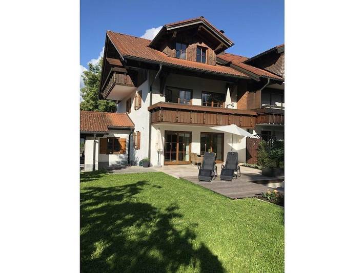 Ferienhaus für 4 Personen, mit Terrasse und Garten in Oberstaufen
