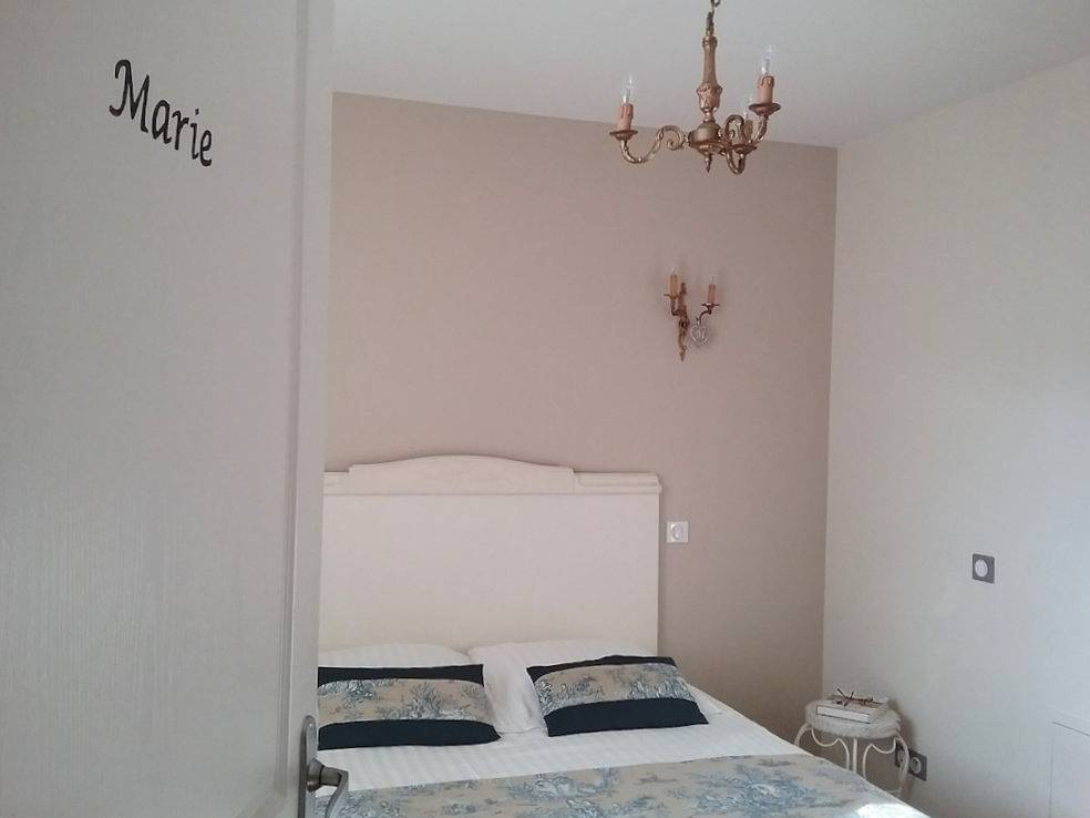 Chambre d'hôtes "la Ferme du Bois Paris" - Chambre "Marie" in Ermenonville-la-Petite, Région de Chartres