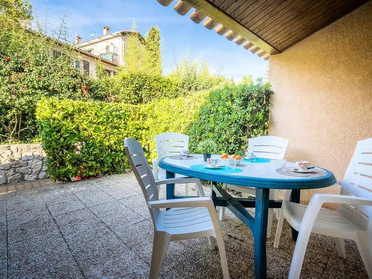 Apartamento entero, 1 Pièce 4 Personnes in Vence (Alpes Marítimos), Region de Cannes