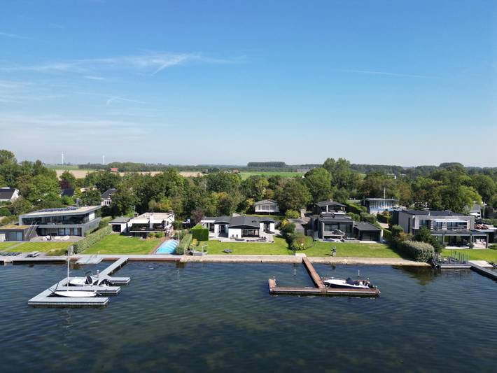 Villa voor 10 personen, met tuin in Kamperland