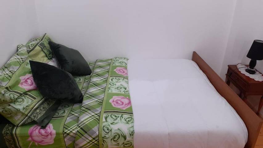 Gîte pour 3 personnes, avec terrasse ainsi que vue et jardin à Pibrac - 2