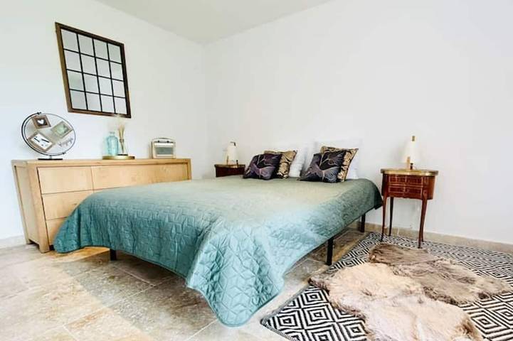 Location de vacances pour 4 personnes, avec terrasse, animaux acceptés à Cavillargues - 2