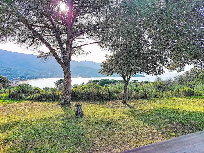Location de vacances pour 4 personnes, avec terrasse à Calcatoggio - 2