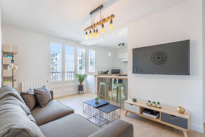 Chambre d’hôte pour 6 personnes, avec terrasse et vue