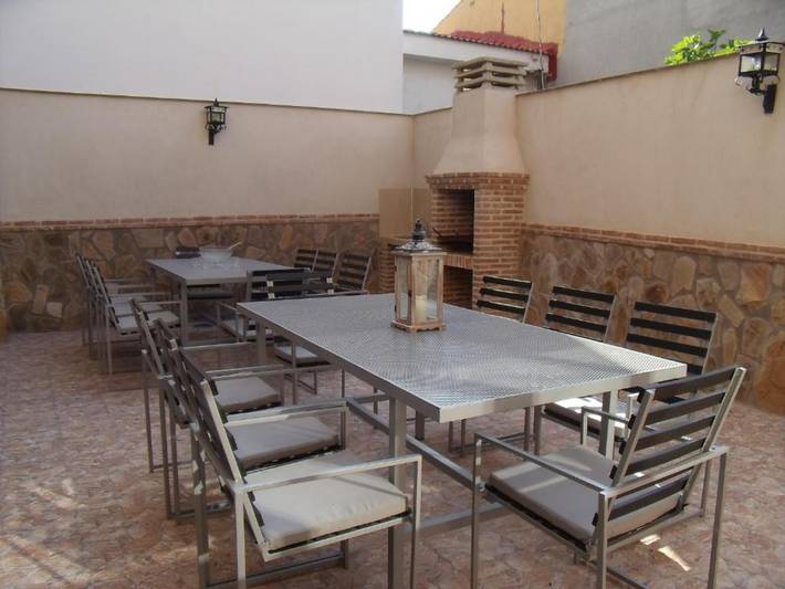 Finca 'Vallecasar' mit Bergblick, Wi-Fi und Klimaanlage in Los Navalucillos, Toledo Provinz
