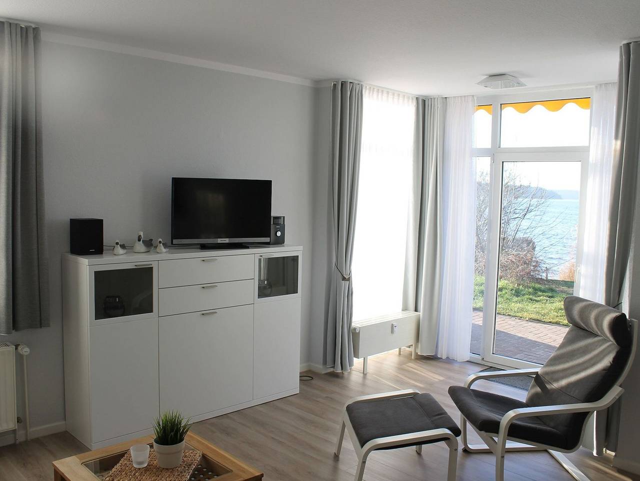 Ganze Ferienwohnung, Am Seeufer 59a Fewo 9 in Waren (Müritz), Müritz