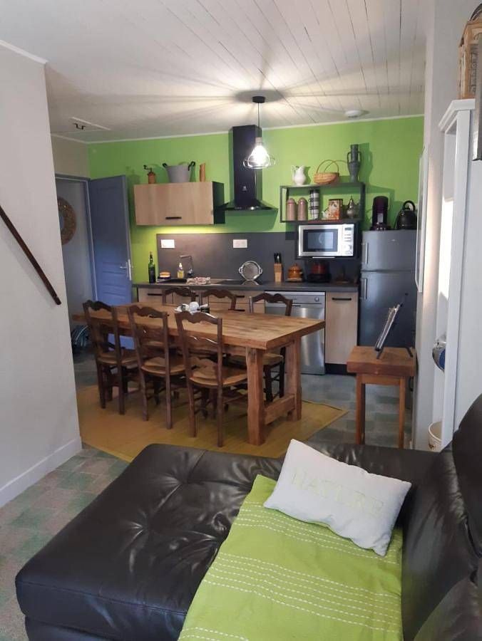 Location de vacances pour 6 personnes, avec jardin à Saint-Léger-de-Peyre - 2