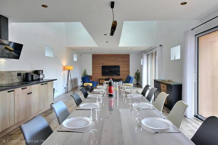 Location de vacances pour 12 personnes, avec jardin ainsi que piscine et vue, adapté aux familles à Guiler-sur-Goyen