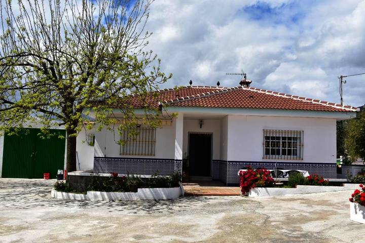 Casa rural para 6 personas, con jardín además de vistas y piscina en Antequera - 2