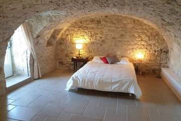 Gîte pour 6 personnes, avec piscine et terrasse, animaux acceptés à Sainte-Juliette