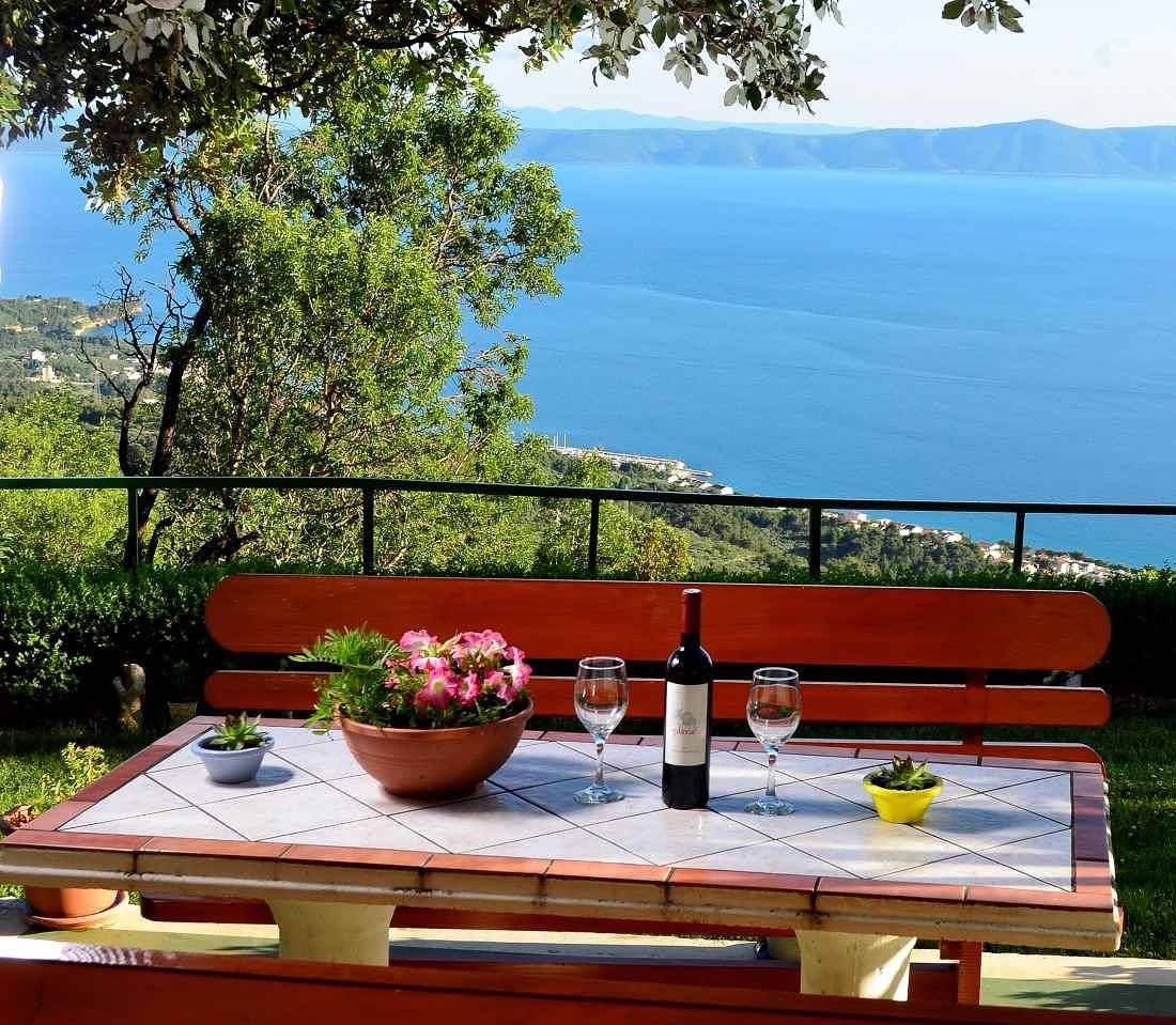 Casa vacacional en una zona tranquila y vista panorámica  in Tucepi, Rivera de Makarska