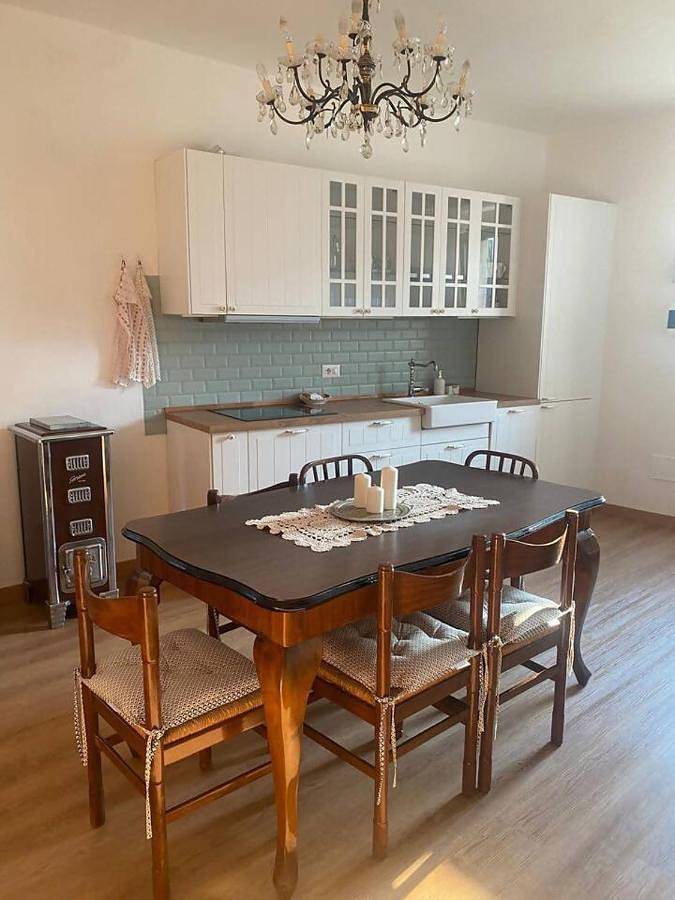 Appartement entier, Charme nel borgo - Appartamento Lina in Corniglio, Parc national des Apennins toscans-émiliens