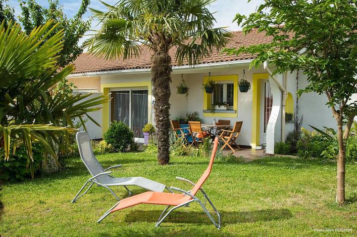 Location de vacances pour 5 personnes, avec jardin et terrasse à Aureilhan