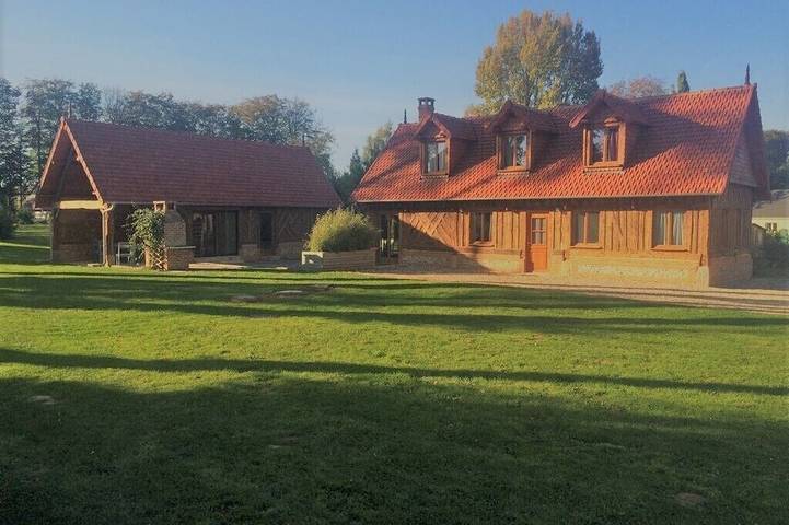 Location de vacances pour 11 personnes, avec Terrasse ainsi que Jardin et Sauna à Houdetot