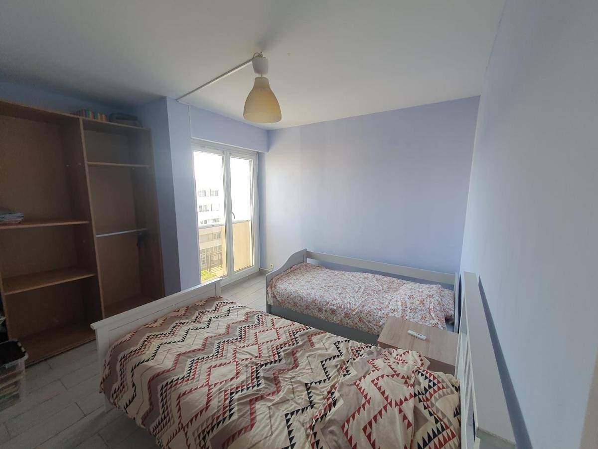 Appartement entier, Three-Bedroom Apartment in Épinay-sous-Sénart, Essonne