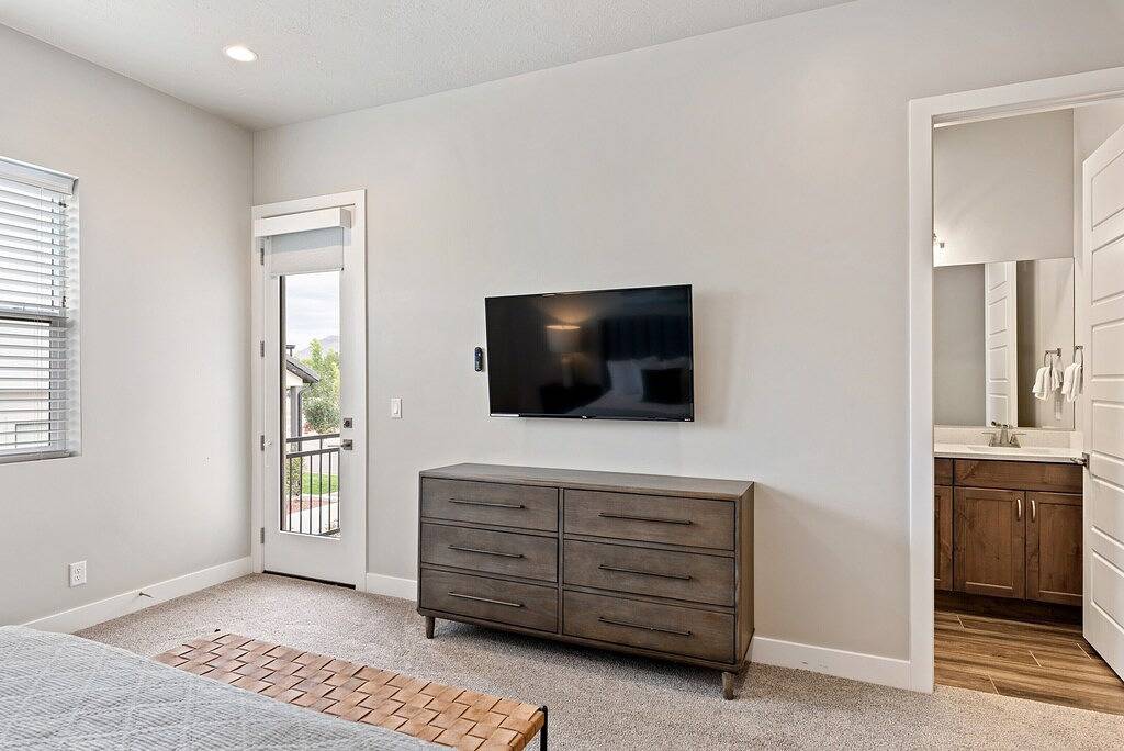 Red Mountain Springs, Gorgeous Views, Great Community Pool! in Santa Clara (UT), Zion Nationalpark