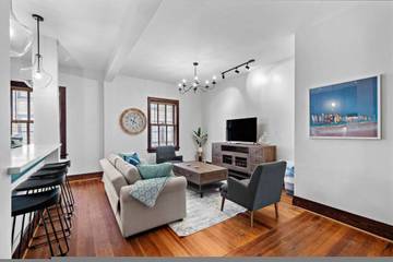 Vacation Rental for 5 Guests in Galveston Island, Galveston, Picture 2