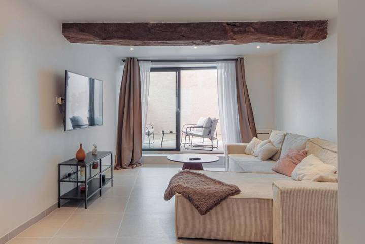 Gîte pour 4 personnes, avec Terrasse à Charentay