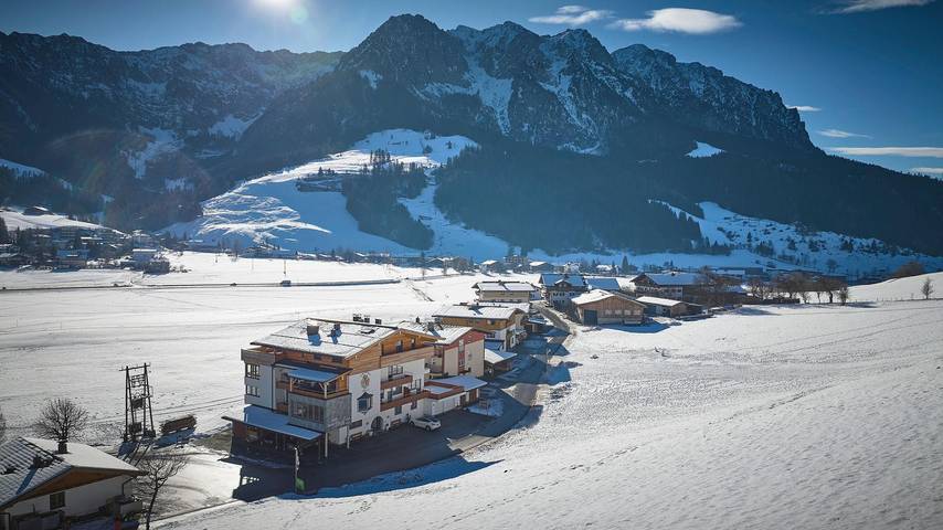 B&B für 3 Personen, mit Balkon und Terrasse sowie Garten und Pool in Kufstein Umgebung