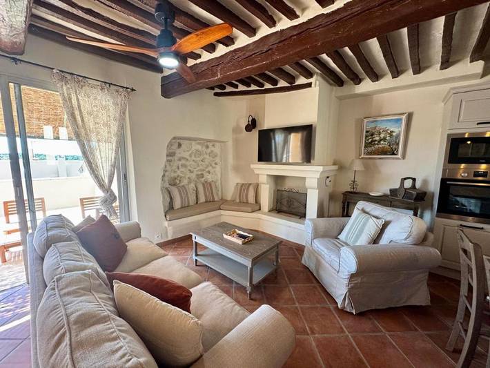 Gîte pour 5 personnes, avec vue et terrasse à Venasque - 3