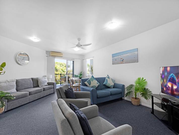 Appartement entier, Escapade de 2 chambres avec piscine, à quelques pas de la plage de Torquay in Hervey Bay, Fraser Coast