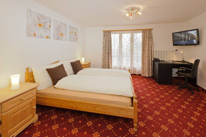 Hotel für 4 Personen, mit Garten - 1