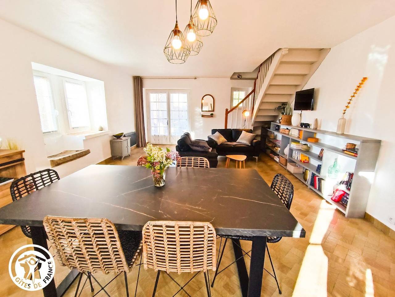 Gîte de Merle Castel in Bellefont-La Rauze, Parque Natural Regional Causses du Quercy