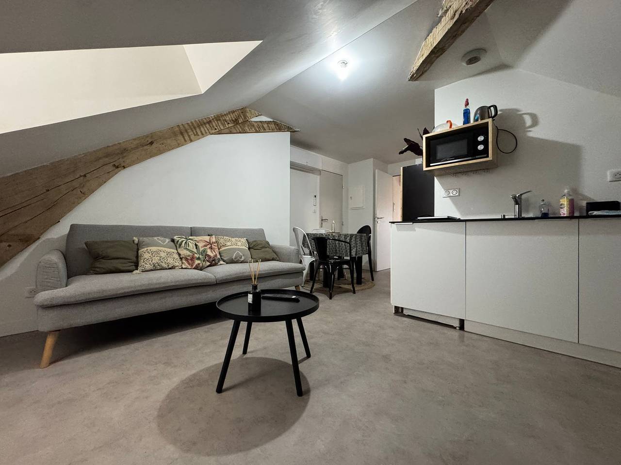 Apartamento entero, Apartamento de vacaciones para 4 personas con jardín in Brive-la-Gaillarde, Brive-la-Gaillarde region