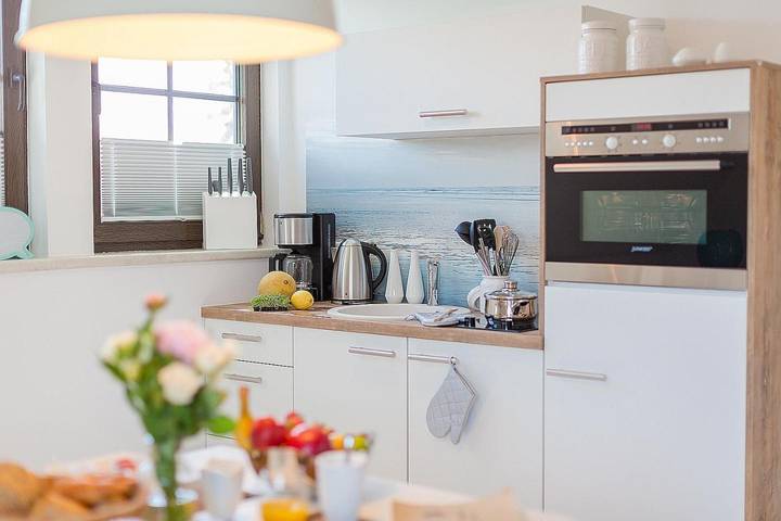 Ferienwohnung für 2 Personen, mit Balkon und Sauna in Zingst - 4