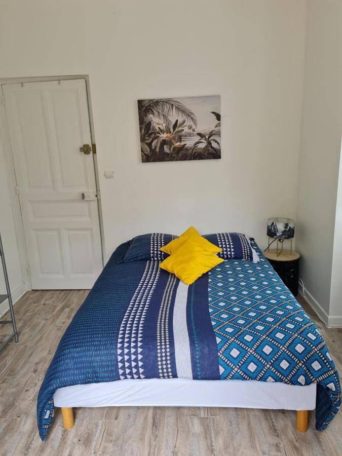 Chambre d’hôte pour 6 personnes, avec Terrasse et Vue à Saint-Jean-de-la-Porte