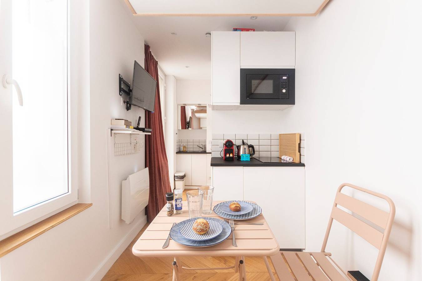 Entire studio, Super central ministudio⭐  self-checkin murphy bed in Paris, Ile de France