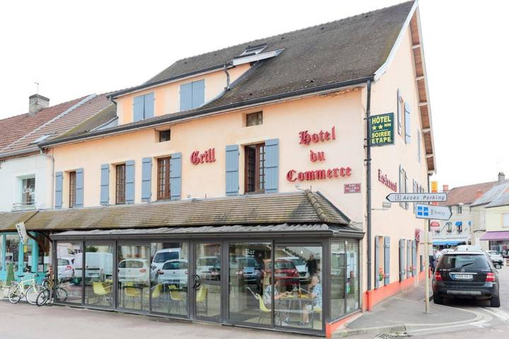 Hôtel pour 3 personnes, avec terrasse et vue