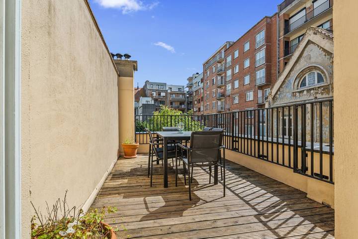Grand Ostend townhouse with sauna near the sea in Ville d'Ostende, Oostende