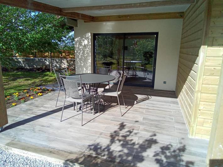 Gîte pour 4 personnes, avec piscine ainsi que jardin et terrasse à Soustons - 2