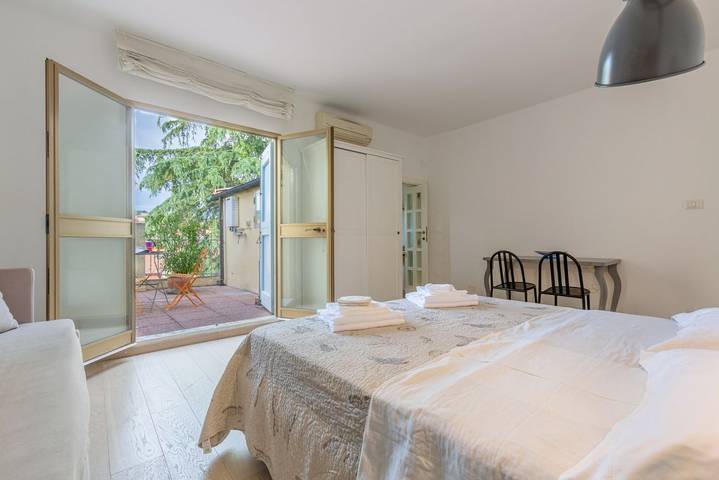 Appartamento intero, Camera con vista Central Studio in Bologna, Provincia di Bologna