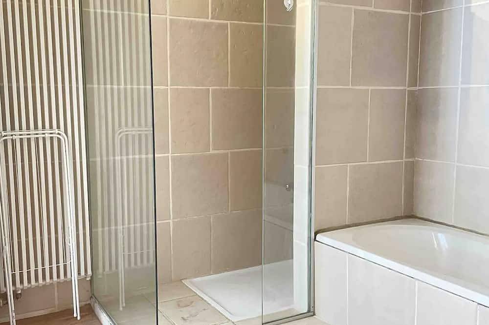 Gezellige complete woning met jacuzzi op 10 minuten van centrum Leuven! in Leuven, Vlaams-Brabant