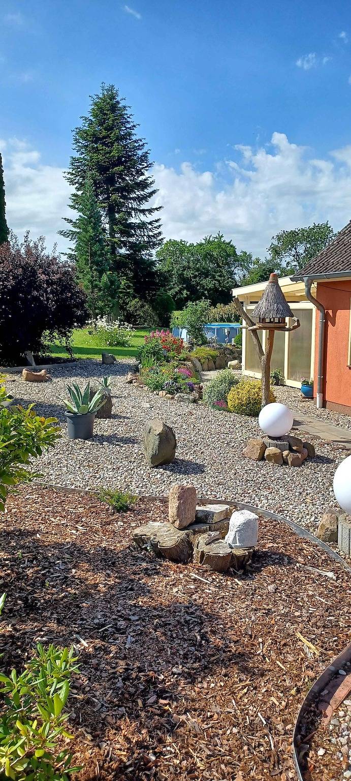 Ganze Ferienwohnung, Ferienwohnung mit Gartennutzung und Grillmöglichkeit in Sehlen, Bergen auf Rügen und Umgebung