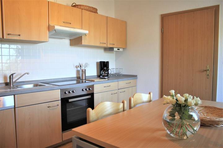 Ferienwohnung für 2 Personen, mit Terrasse und Garten sowie Seeblick und Ausblick in Niendorf (Poel) - 4