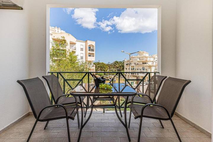 Casa rural para 5 personas, con vistas y balcón en Armação de Pêra (costa)