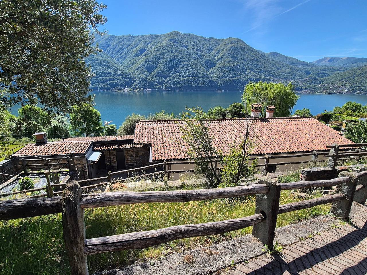Villa „Porlezza Lake View“ mit Seeblick, privatem Pool und ultraschnellem Wlan in Gemeinde Porlezza, Luganersee (Italien)
