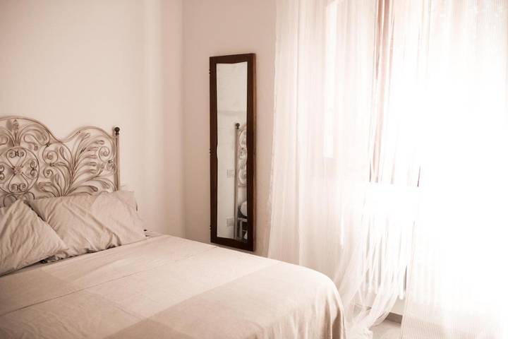 Ferienhaus für 4 Personen, mit Ausblick und Garten in San Pantaleo