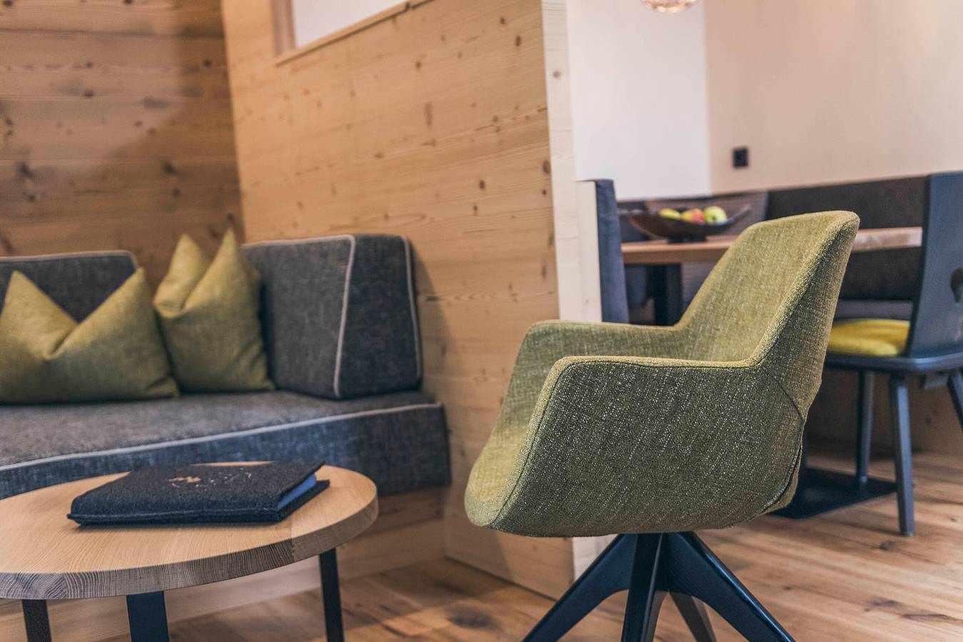 Ganze Wohnung, Ferienwohnung "Lichtung Woldererhof Auszeit" mit Bergblick, Sauna & Balkon in Gasteig, Ratschings