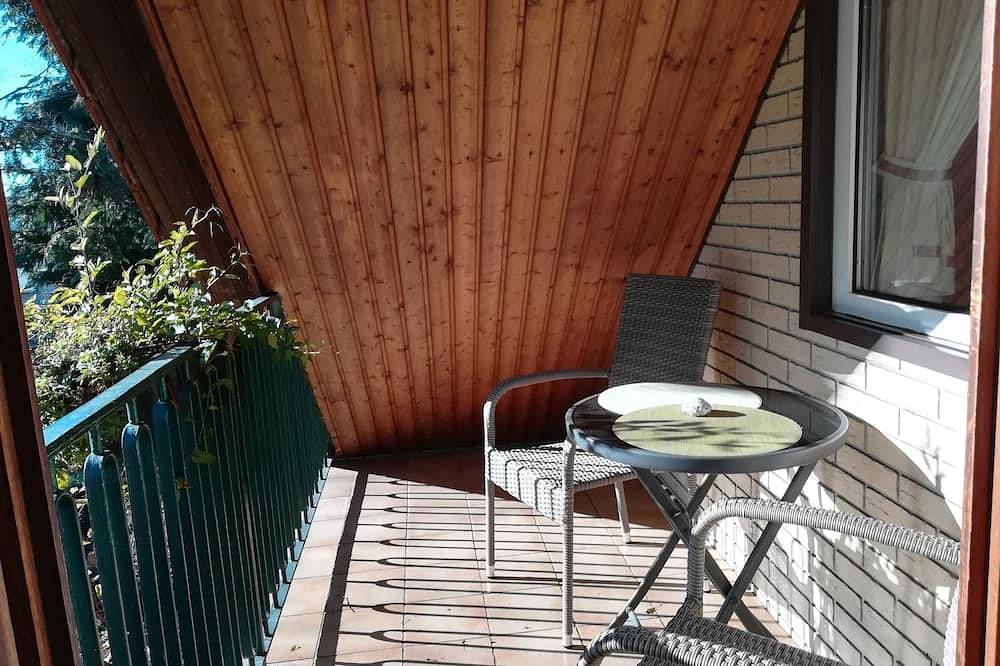 Ganze Wohnung, Ferienwohnung, 55 qm, 1 Schlafzimmer, Badewanne, Balkon und Garten, max. 4 Personen in Bernau bei Berlin, Barnimerland Region