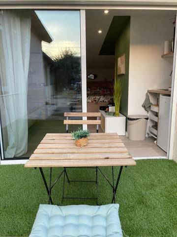 Maison d’hôte pour 2 personnes, avec terrasse à Saint-Laurent-du-Var