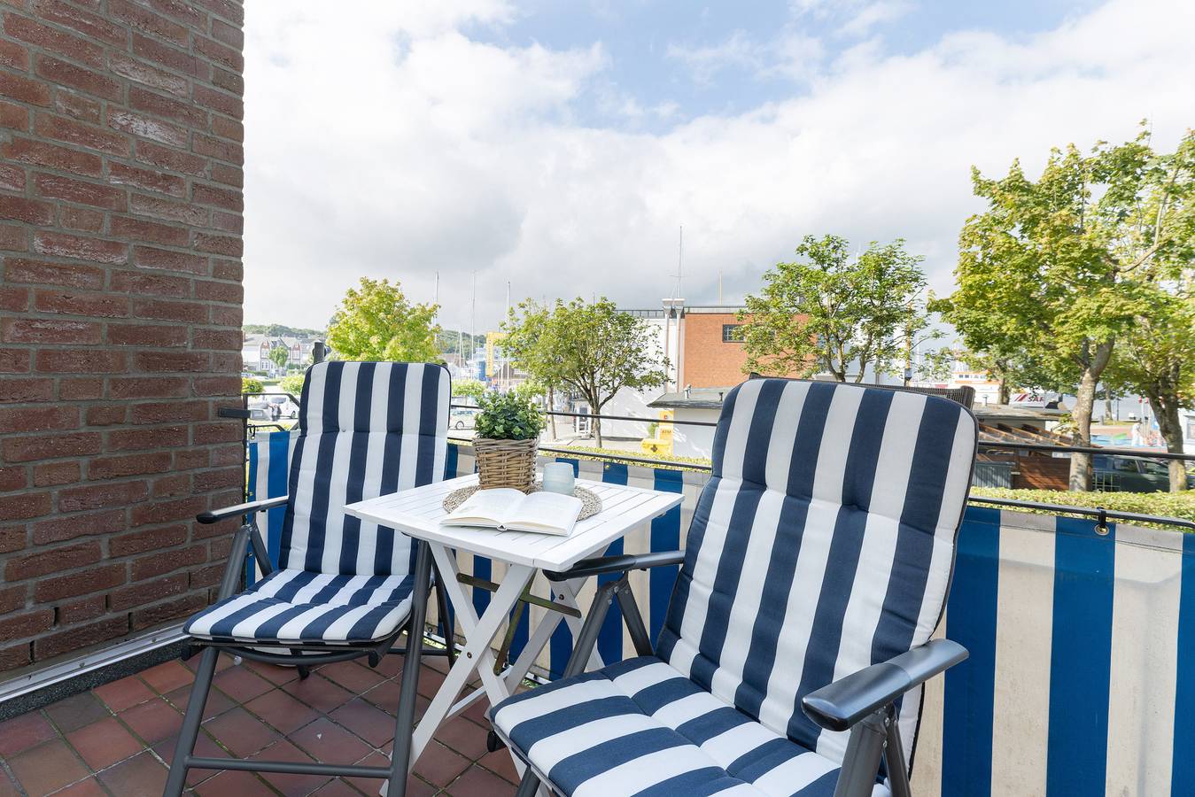 Ganze Ferienwohnung, Dampfer 1 Ostwind in Kieler Förde, Laboe