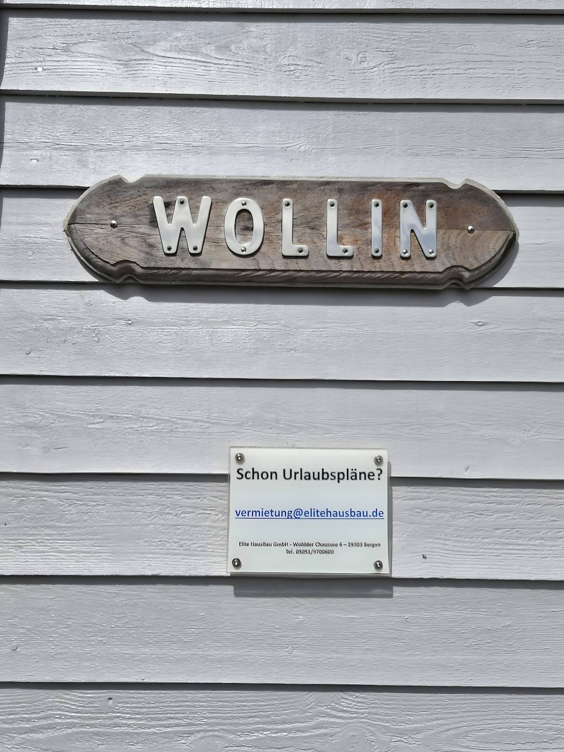 Boat 'Floating House' with Lake View, Private Terrace and Wi-Fi in Kröslin, Vorpommern Greifswald